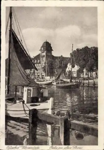Ak Ostseebad Warnemünde Rostock, am Alten Strom, Fischerboote