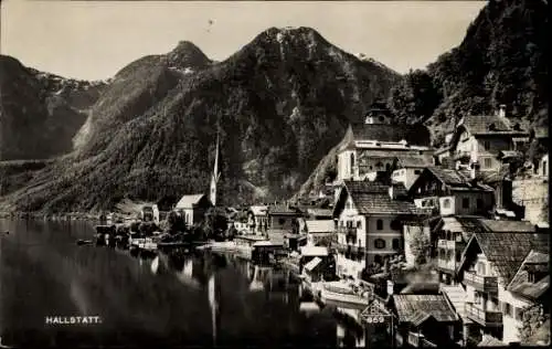 Ak Hallstatt Oberösterreich, Häuser am Seeufer, Kirche