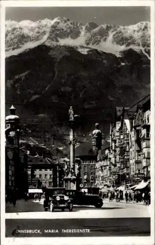 Ak Innsbruck in Tirol, Maria-Theresien-Straße, Autos, Bergkulisse