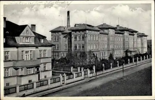 Ak Krnov Jägerndorf Mährisch Schlesien, Krankenhaus