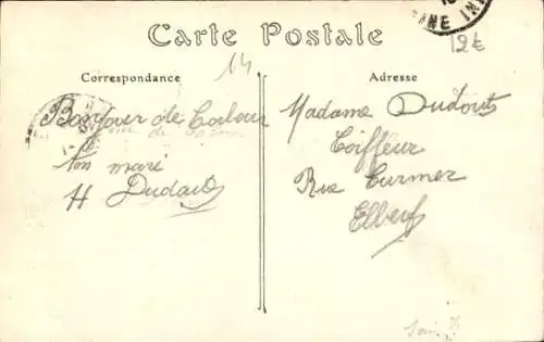 CPA Cabourg Calvados, Hôtel du Nord, la Rue de la Mer