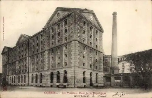 Ak Corbeil Essonne, Les Moulins, Place de la République, großes Gebäude, Industrieansicht