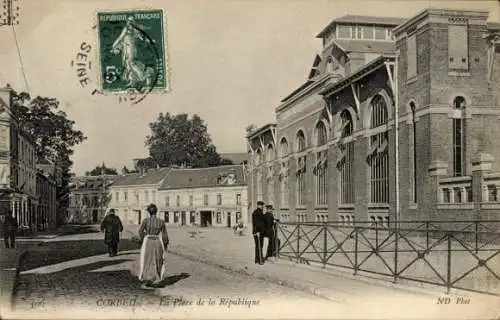 Ak Corbeil Essonne, Place de la République, Rue, Gebäude, Frauen in Kleidern, historische Arch...