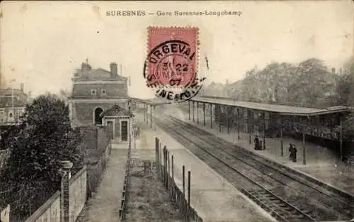 Ak Suresnes Hauts de Seine, Bahnhof Suresnes-Longchamp, Gleise, Gebäude, Poststempel