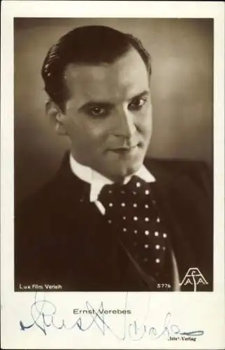 Ak Dean of Hereford, Portrait