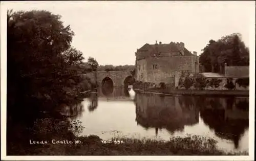 Foto Ak Leeds Maidstone Kent England, Leeds Castle