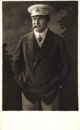 Ak Schauspieler Georg Reimers, Portrait mit Zigarre und Hut