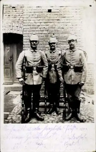 Foto Ak Deutsche Soldaten in Uniformen, Jahr 1916