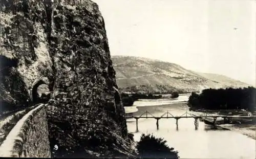 Foto Ak Bulgarien, Felsen, Tunnel, Brücke