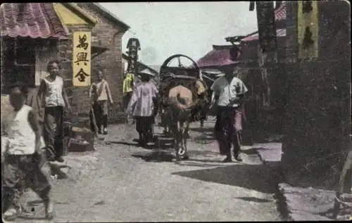 Ak Yantai Chefoo China, Straße, Passanten, Fuhrwerk