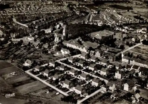 Ak Hochlarmark Recklinghausen im Ruhrgebiet, Luftaufnahme vom Ort