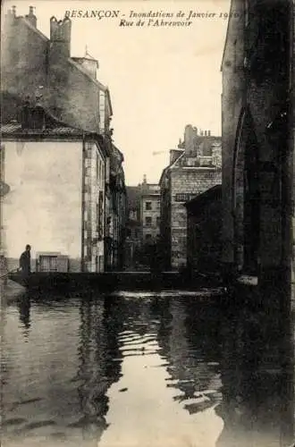 Ak Besançon Doubs, Hochwasser in Besancon im Januar 1910, Rue de l'Abreuvoir