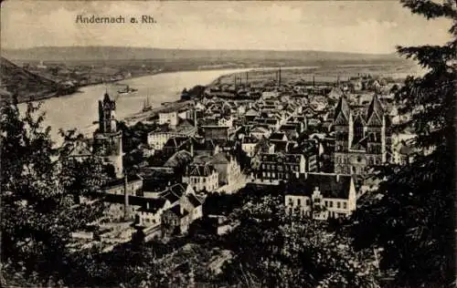 Ak Andernach am Rhein, Stadtansicht von Andernach am Rhein mit Rhein, Schiffen, Kirchtürmen un...
