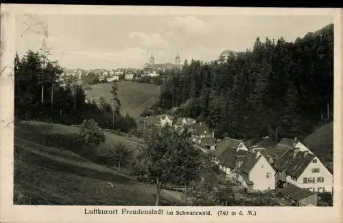 Ak Freudenstadt im Schwarzwald, Luftkurort Freudenstadt im Schwarzwald. (740 m ü. M.)