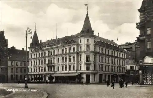 Ak Malmö Schweden, Hotel Kramer, historische Architektur, Straßenansicht, Wolken am Himmel