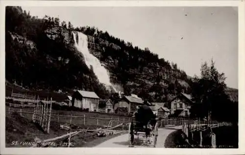 Ak Voss Norwegen, Hotel Tvinne, Wasserfall, Berge, Pferdewagen, Landhaus