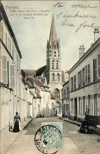 Ak Étampes Essonne, Notre-Dame-du-Fort, Kirche, Straßenpartie