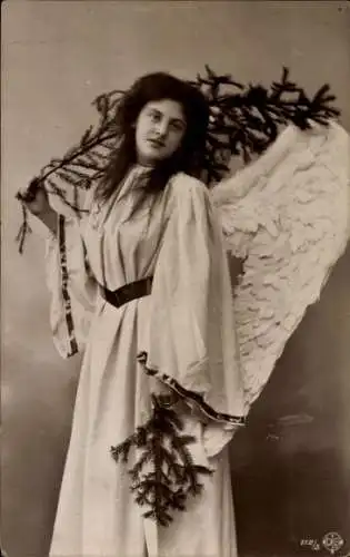 Ak Frohe Weihnachten, Engel mit Tannenzweigen