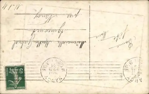 Ak Glückwunsch, Mädchen mit Blume