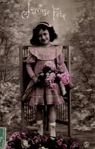 Ak Glückwunsch, Mädchen mit Blumenstrauß, Porträt