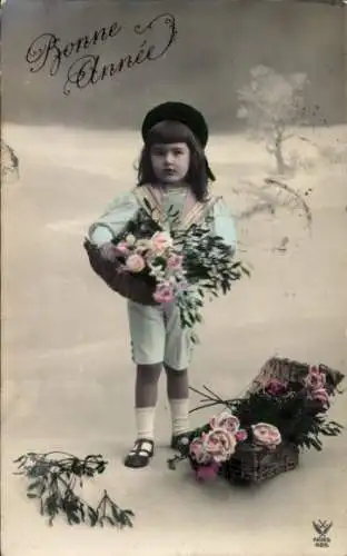Ak Glückwunsch Neujahr, Kind mit Blumenkorb, Mistelzweige