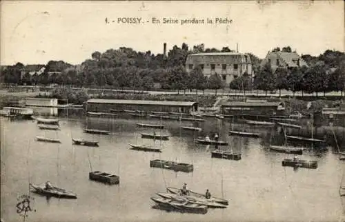 Ak Poissy Yvelines, 4. - Poissy. - En Seine pendant la Peche