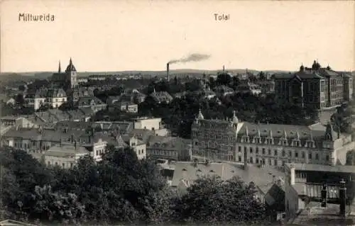 Ak Mittweida in Sachsen, Stadtansicht von Mittweida mit Gebäuden, Kirchturm und Schornstein