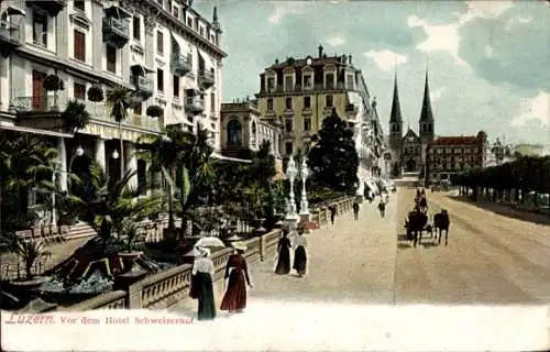 Ak Luzern Stadt Schweiz, Vor dem Hotel Schweizerhof, Passanten