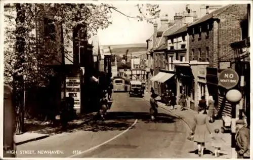 PC Newhaven East Sussex England, High Street