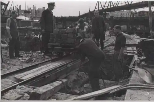Original Foto Berlin Kreuzberg, Baustelle U-Bahnhof Hallesches Tor, Nord-Süd-Bahn, um 1946