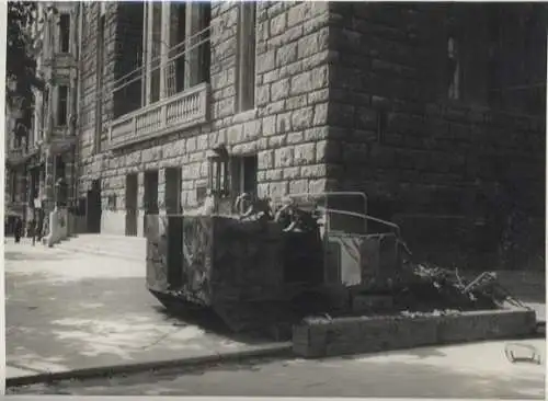 Original Foto Berlin Kreuzberg, Königgrätzer Str. (heute Stresemannstr.), Hebbel-Theater, um 1946