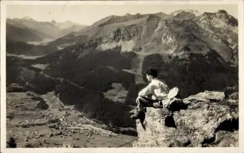 Ak Klosters Platz Kt. Graubünden Schweiz, Gesamtansicht, Davos