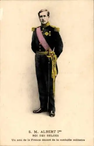 Ak König Albert I von Belgien, Standportrait in Uniform