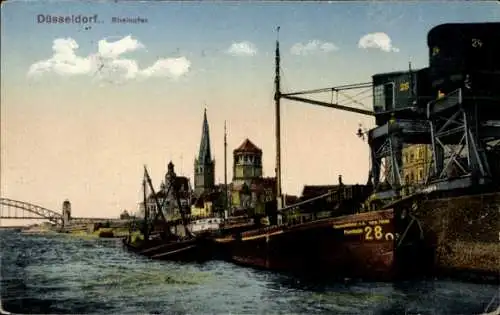 Ak Düsseldorf am Rhein, Auf der Vorderseite der Postkarte ist ein schwarz-weißes Foto vom Rhei...