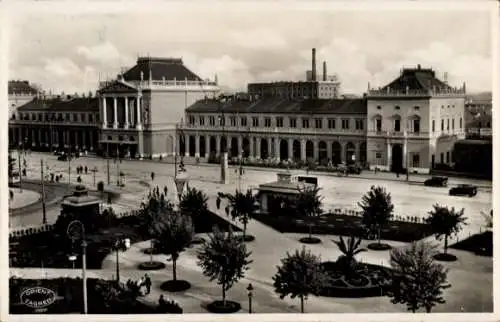 Ak Zagreb Kroatien, Glavni kolodvor, Hauptbahnhof, Grünanlagen
