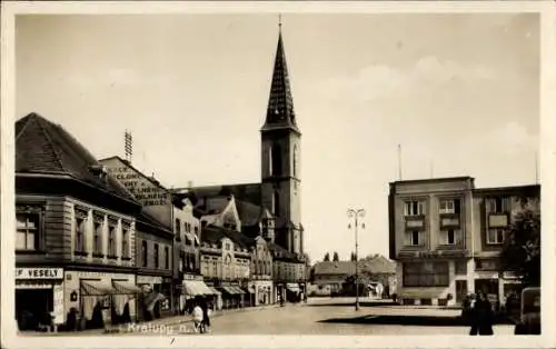 Ak Kralupy nad Vltavou Kralup an der Moldau Mittelböhmen, Marktplatz, Kirche