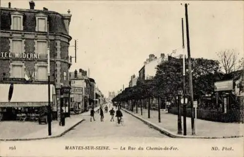 Ak Mantes sur Seine Yvelines, Eisenbahnstraße