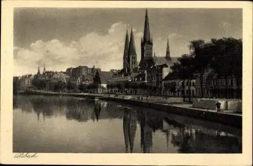 Set von 12 Ak im Umschlag, Lübeck, diverse Ansichten