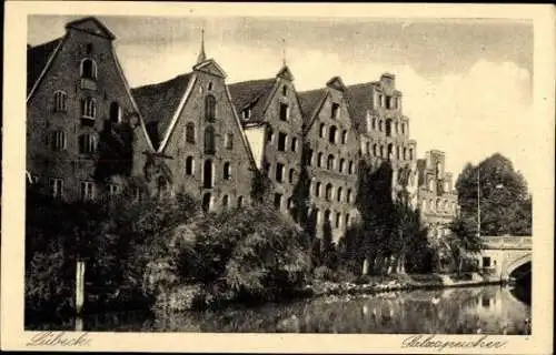 Set von 12 Ak im Umschlag, Lübeck, diverse Ansichten