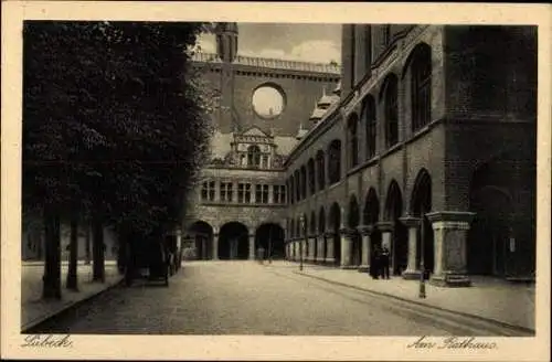 Set von 12 Ak im Umschlag, Lübeck, diverse Ansichten