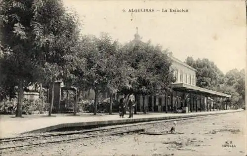 Ak Algeciras Andalusien, Bahnhof, Menschen, Gebäude, Bäume, Gleise