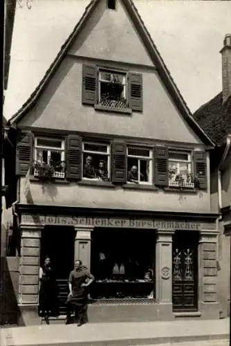 Foto Ak Deutschland, Geschäft Johannes Schlenker, Bürstenmacher, Hausnummer 45, Anwohner