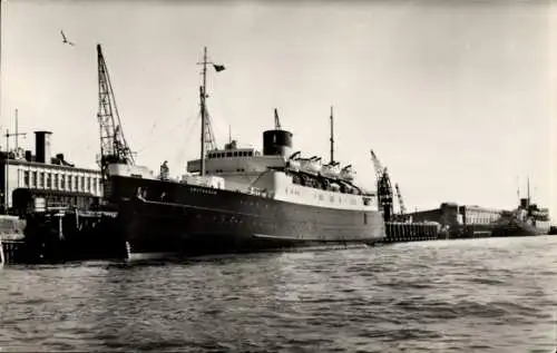 Ak Dampfer S.S. Amsterdam, S.S. Empire Parkeston