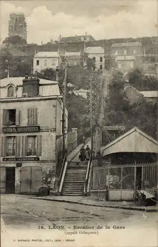 Ak Laon Aisne, Treppenaufgang zur Oberstadt von  genannt "Grimpette".