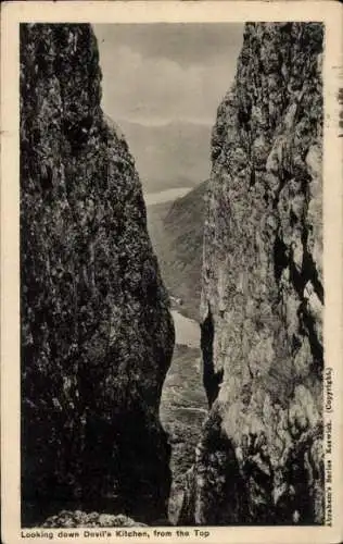 Ak Snowdonia Wales, Blick vom Gipfel nach Devils Kitchen