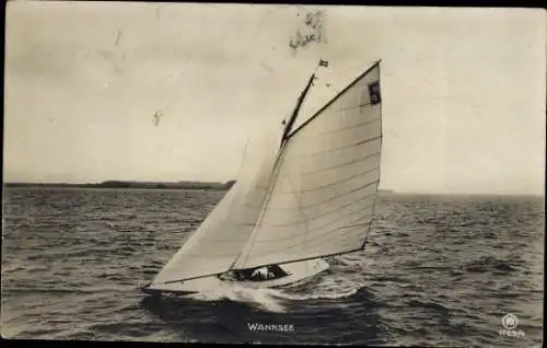 Ak Berlin Zehlendorf Wannsee, Segelboot auf dem Wannsee