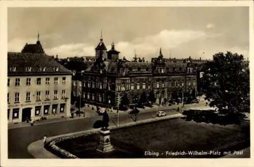 Ak Elbląg Elbing Westpreußen, Friedrich Wilhelm Platz mit Post, Denkmal, Gasthaus