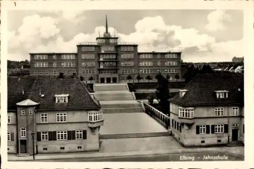 Ak Elbląg Elbing Westpreußen, Jahnschule, Freitreppe