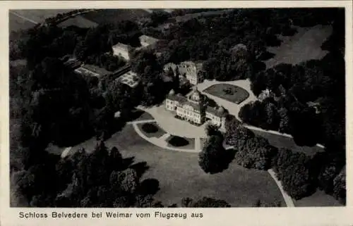 Ak Weimar in Thüringen, Schloss Belvedere, Fliegeraufnahme