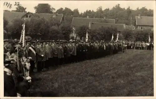 Foto Ak Dedeleben Huy im Harz, 60-jähriges Kriegerfest 17.8.1927, Festplatz, Veteranen